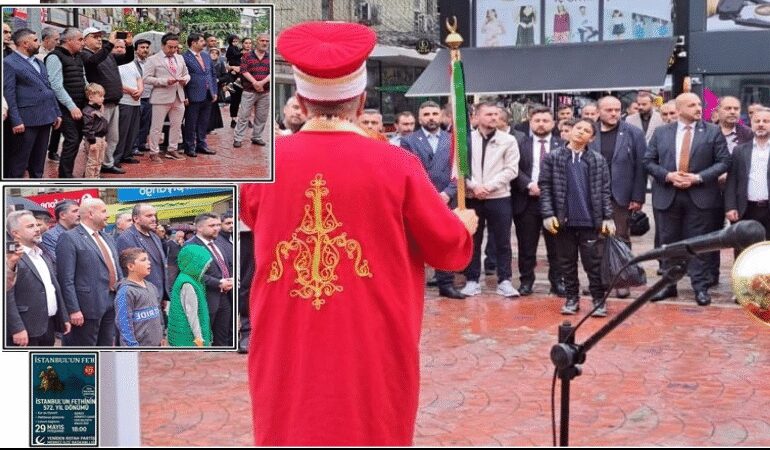 Yeniden Refah Partisi’nden Kemal Güneş Caddesi’nde düzenlenen Fetih Etkinliği.
