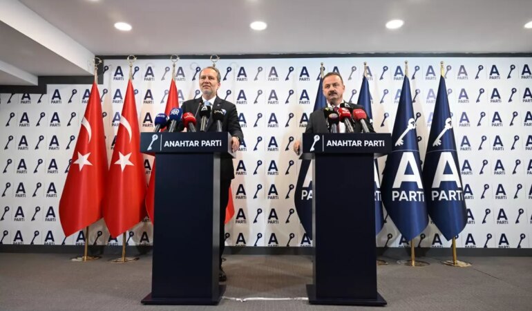 Erbakan ve Ağıralioğlu’ndan Birlikte Verilen Mesajlar